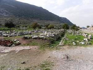 s-20101115Ephesos (10).jpg